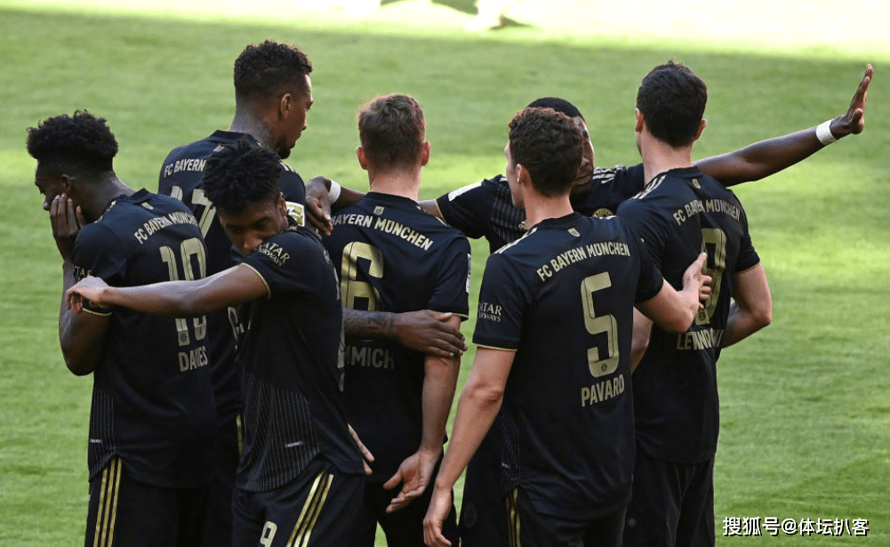 华体会-包含多特蒙德绝杀那不勒斯，贝尔扑点救主德甲的词条