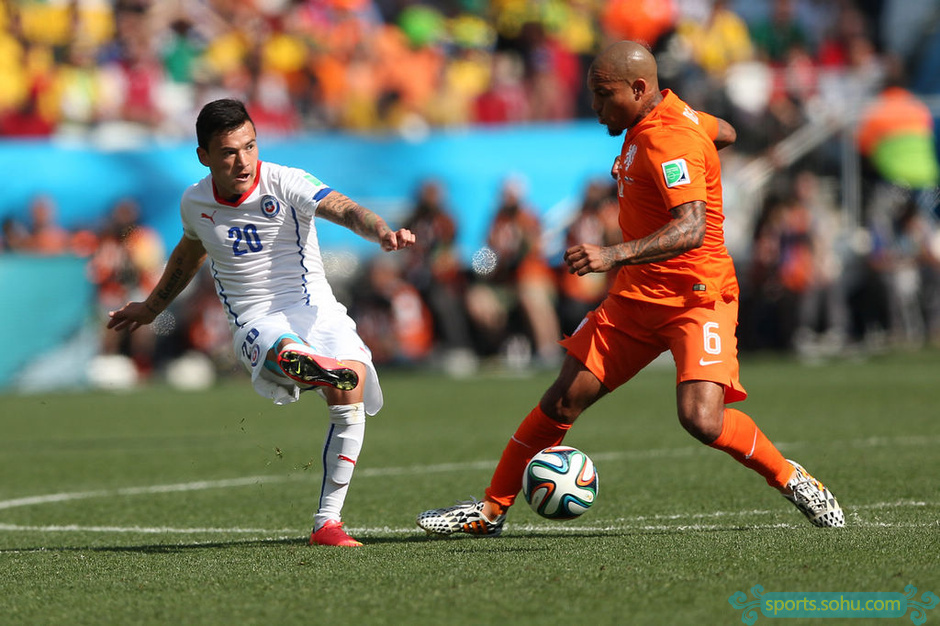 包含阿森纳险胜尤文,迪玛利亚补时绝平世界杯的词条 包含阿森纳险胜尤文,迪玛利亚补时绝平世界杯的词条